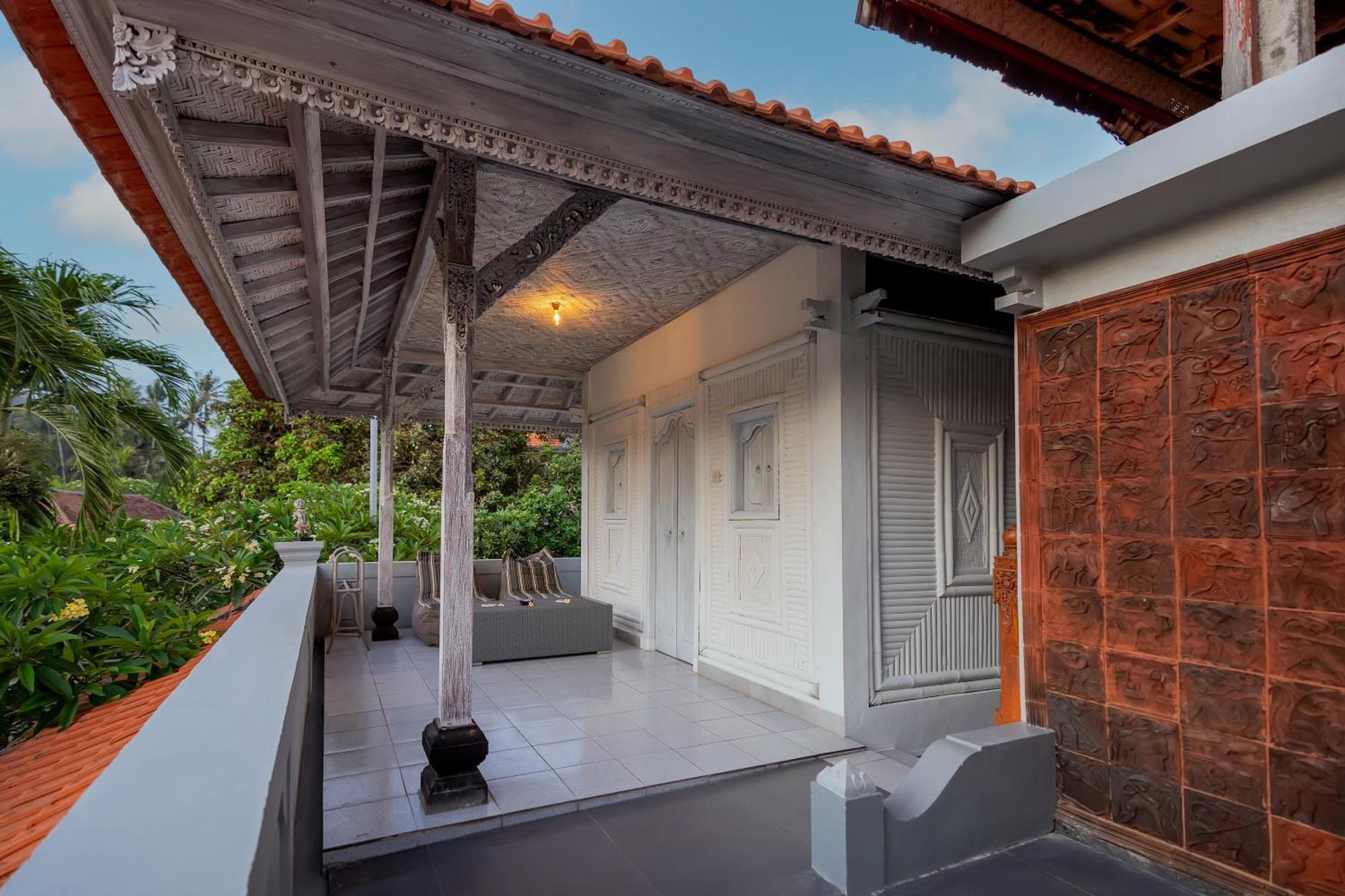 Ganesh Beach Hotel Candi Dasa  Exterior photo